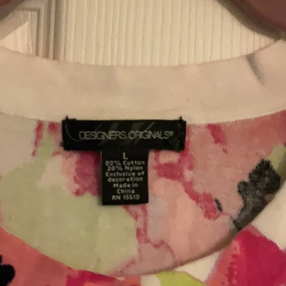 Flowered 3/4 sleeve sweater - Picture 3 of 5